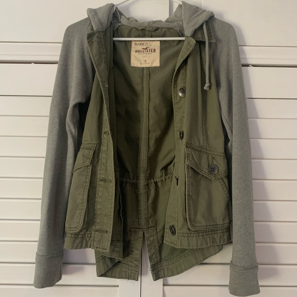 Hollister light jacket